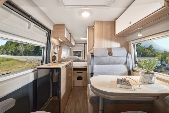 Ecoline 2 Camper van McRent