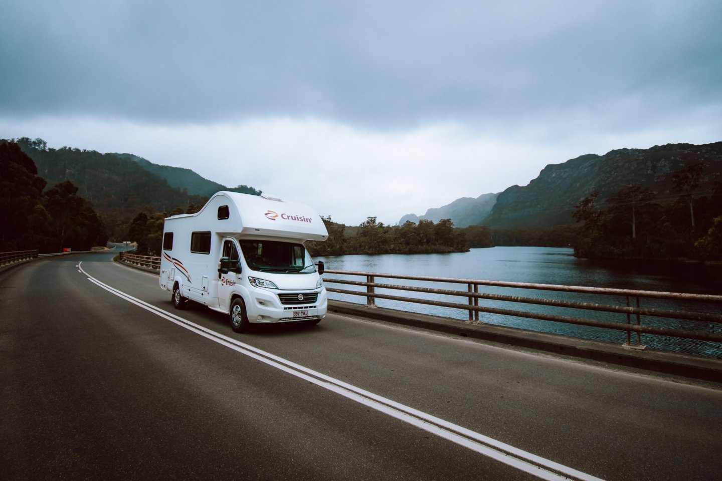 4 Berth Seeker van Cruisin Motorhomes