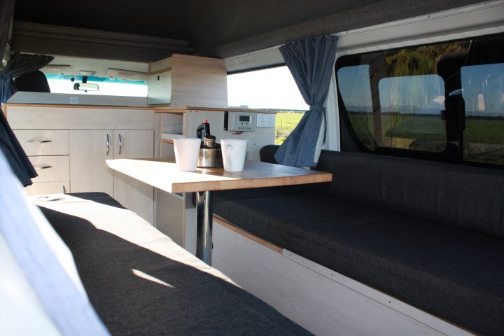 Happy Horizon van Happy Campers
