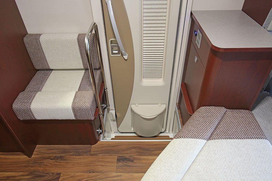 C-16 van El Monte RV C-16 van El Monte RV