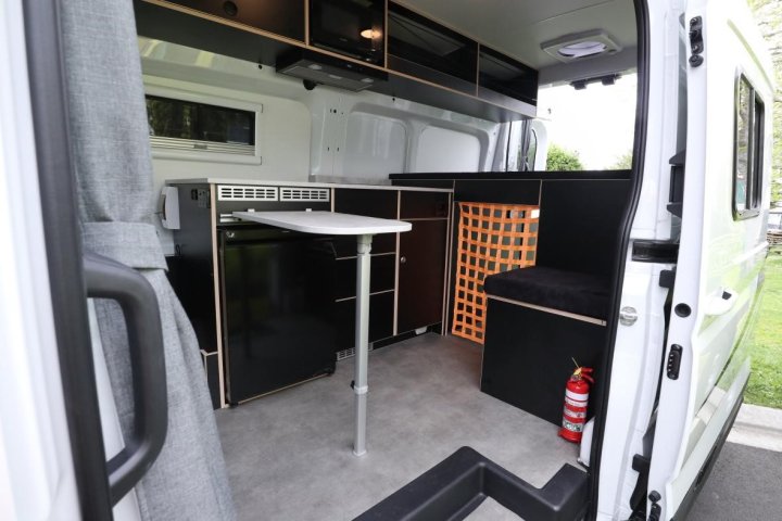 Hitop van Apollo Camper