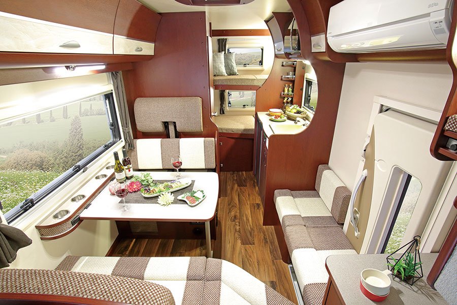 C-16 van El Monte RV C-16 van El Monte RV