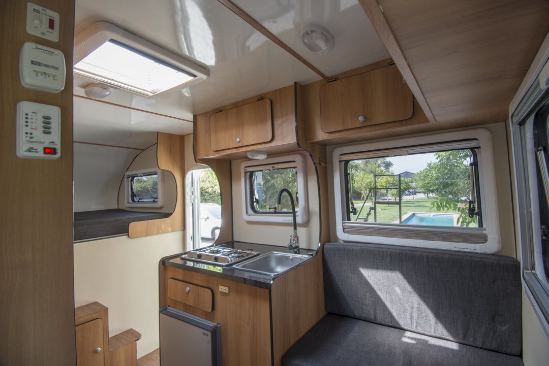 Patagonia camper 4x4 single cabin van Holiday Rent Patagonia camper 4x4 single cabin van Holiday Rent