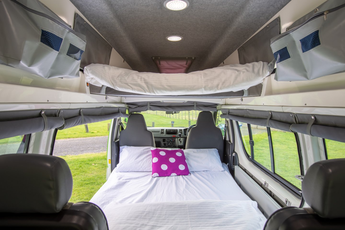Chill'd Sunseeker van JUCY Chill'd Sunseeker van JUCY
