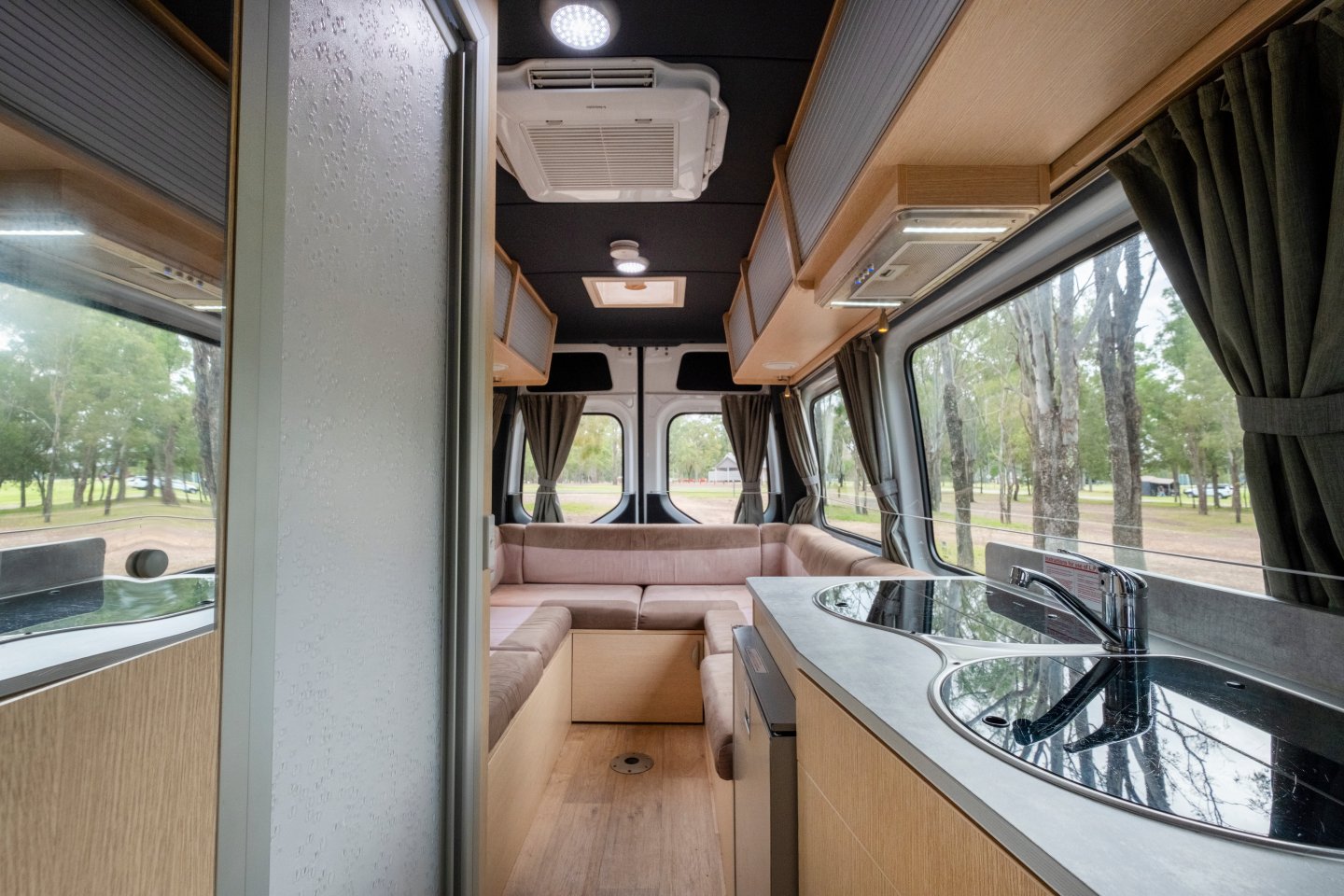 Euro Plus van Apollo Camper