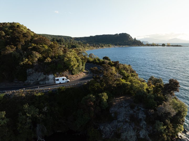 Euro Quest van Apollo Camper