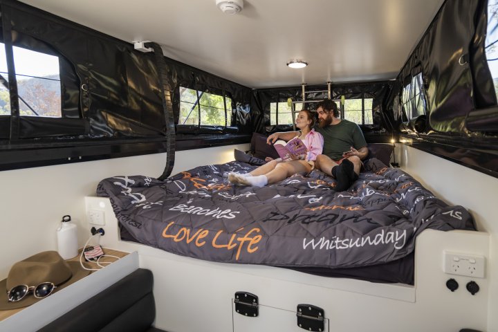 Maverick 4WD van Britz