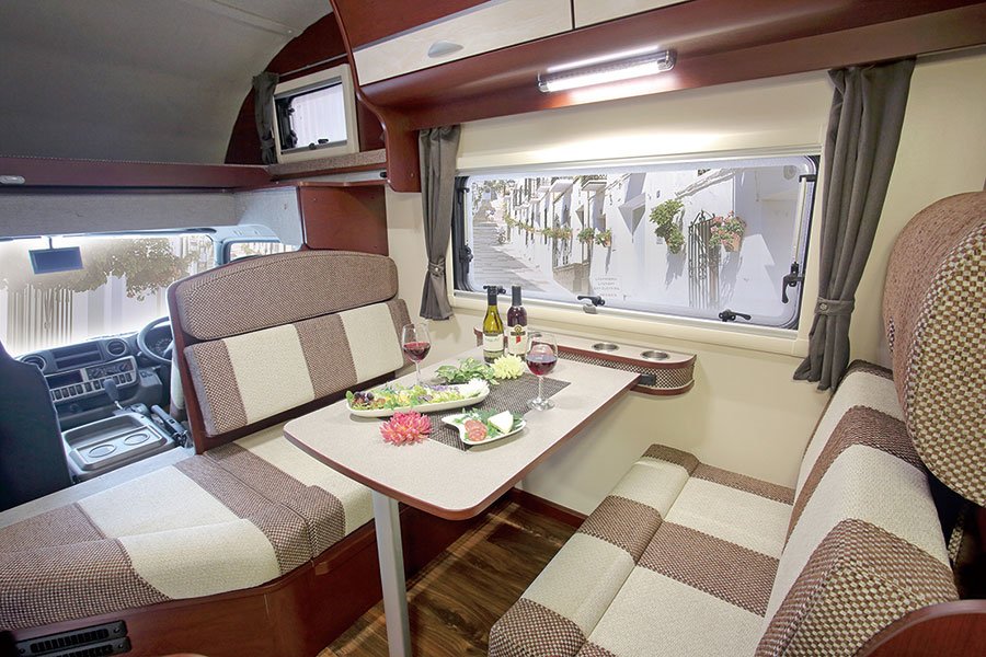 C-16 van El Monte RV C-16 van El Monte RV